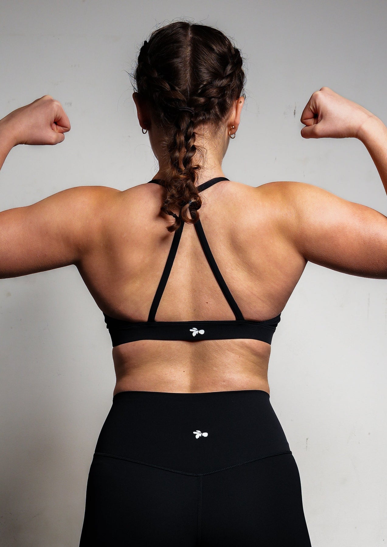 How Much Does A Sports Bra Weigh In Ounces? – solowomen